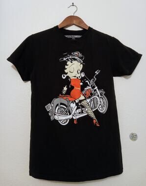 Brooklyn Vertical Betty Boop Motorcycle Graphic Short Sleeve Unisex T-Shirt SZ S